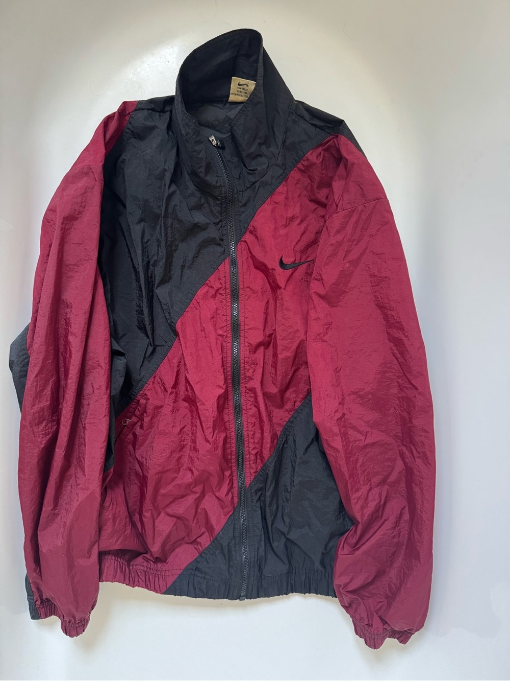 Nike Men's Black and Red Diagonal Panel Windbreaker